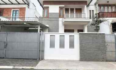 Rumah Siap Huni di jl. Benda Kebayoran Baru Jakarta Selatan