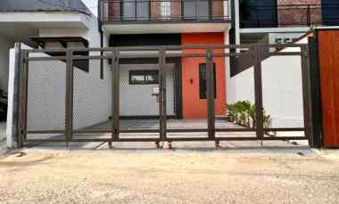 dijual rumah jl buluh perindu