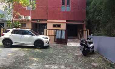 dijual rumah jl camat