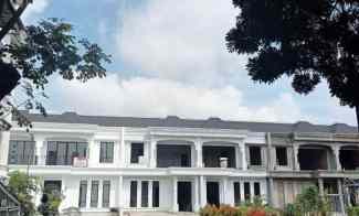 dijual rumah jl cemara gading