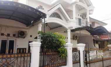 Rumah Djual di Komplek Villa Dago Tol dekat Gerbang Tol Serpong 3