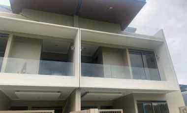 Rumah Villa Baru Siap Huni Sayap Dago Hawa Sejuk Kota Bandung