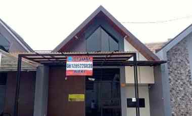 Rumah Dijual di jl. cihanjuang