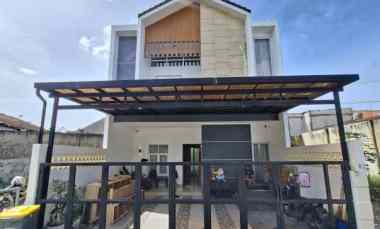 Rumah BagusbTerawat Semi Furnished di Cijagra Buah Batu Bandung