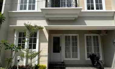 The Avyanna Cinere Rumah 2 Lantai dekat Gerbang Tol Brigif Cinere