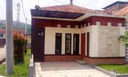 dijual rumah jl ciparay