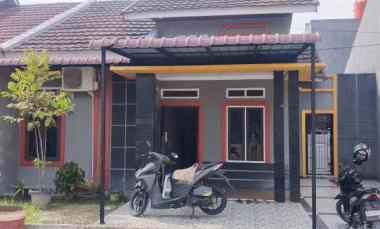 Dijual Rumah Cluster Berserta Isi Nya Lokasi Jln Cipta Karya Panam