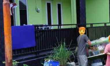 dijual rumah jl dawung