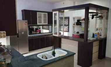 Dijual Cepat Rumah 2 Lt. Beserta Seluruh Isinya. di jl.Delima