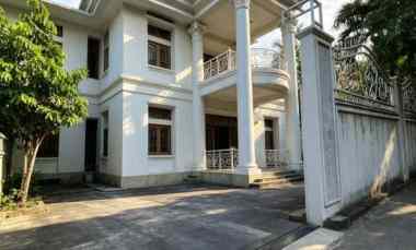 Rumah Dijual di Jl. Dharmawangsa