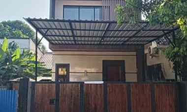 Rumah Dijual di jl. dr ratna jati kramat bekasi kota