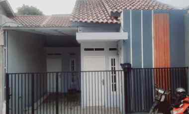 dijual rumah jl gang musollah