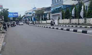 Rumah Strategis Mainroad jl Gatot Subroto Bandung dekat Tsm