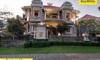 Dijual Rumah Graha Family GOLF View - Private Pool - Full Marmer