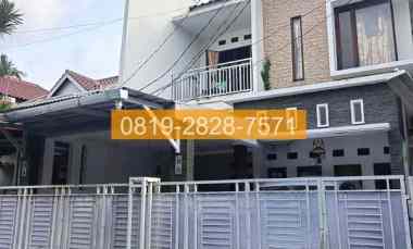 Jual Rumah Mepet Jaksel Ciledug Tangerang 5 Kamar 200m2 4274F4