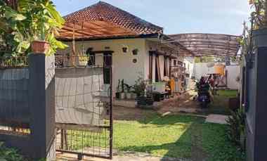 Dijual Rumah Lama Tanah Luas 300 di Cisaranten Kulon Arcamanik Bandung
