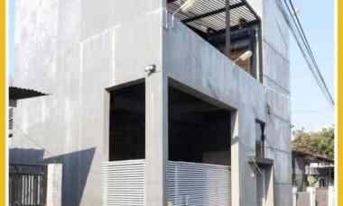 Dijual Cepat Rumah 3 Lantai Ex Kantor Gudang - dalam Ringroad