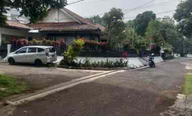 Dijual Rumah Hook dalam Komplek Pinggir Jalan Dago Bandung