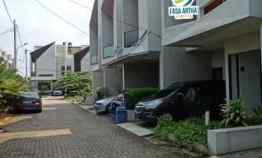 Town House 3Lantai di Jatibening dekat ke Pondok Kelapa Jakarta Timur