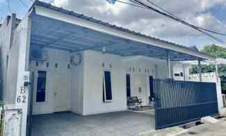 dijual rumah jl jawa blok b no 62 rt 4