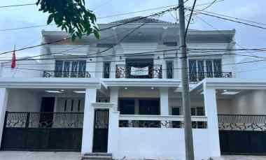 dijual rumah jl jemur andayani