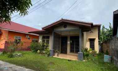Dijual Rumah Bulatan jl. Kaharuddin Nasution - Depan Kampus Uir