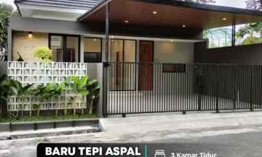 Rumah Baru Limasan Modern Tepi Aspal Kampus Uii jl. Kaliurang km 12