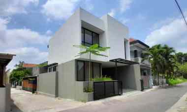 dijual rumah jl kaliurang km 13