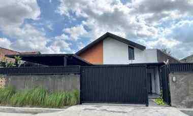 Dijual Rumah Villa Pensiun Eksklusif Gentan Jakal KM 9 - LT 636 LB 370