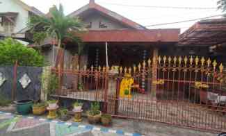 dijual rumah jl kapten dulasim gresik