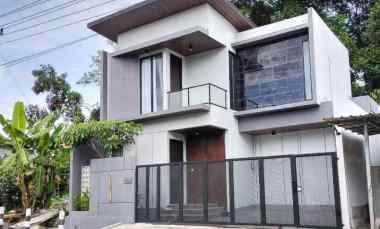 dijual rumah jl kapten harya