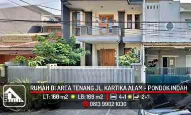 Rumah Terawat di jl. Kartika Alam, Pondok Indah, Jakarta Selatan