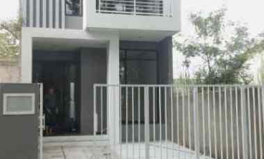 dijual rumah jl kertomenanggal