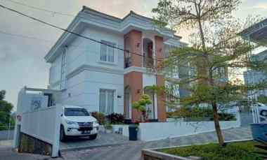 Rumah Sultan dalam Cluster Islami Suasana Villa di Lembang Bandung