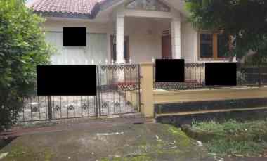 dijual rumah jl komplek mutiara