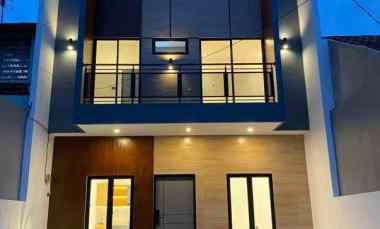 Rumah Ready dalam Komplek Pancoran Mas Mampang Depok dekat Stasiun KRL