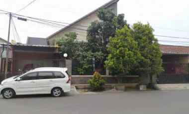 Dijual Rumah Pusat Kota jl Kota Baru Ciateul Pungkur Moch Ramdhan Band