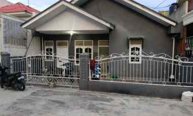 Dijual Rumah Depan RS Awal Bros Panam jl Kutilang Sakti