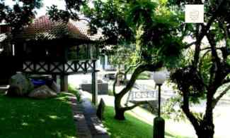 dijual rumah jl lebak bulus