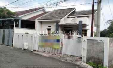 dijual rumah jl mekarwangi