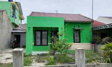 Dijual Satu Unit Rumah Lokasi di JL Melati, Lokasi Strategis 245 juta