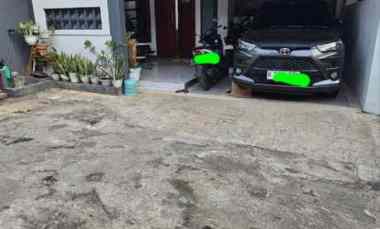 Rumah Dijual di Jl. meruyung raya