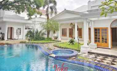 dijual rumah jl metro