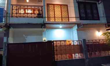 dijual rumah jl moren baturan colomadu