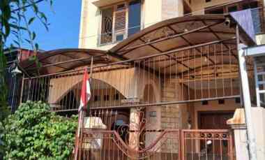 dijual rumah jl nilamsari 1
