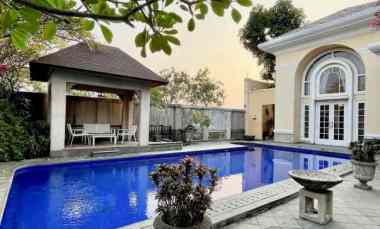 Rumah Dijual di Jl Nusa Golf