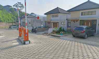 Dijual Rumah Baru 2Lt Hunian Syariah Pertama di Padasuka Bdg