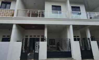 Rumah Baru 3 Lantai Rooftop Lt.65 Lb.180, Ceger,Jurang Mangu Barat