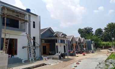 dijual rumah jl pasir putih cipayung depok