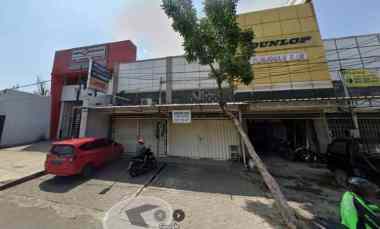 dijual rumah jl pecindilan